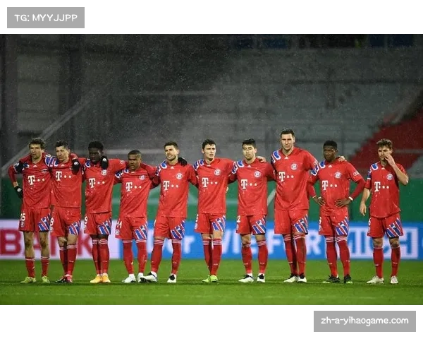 2007年德甲冠军的辉煌历程与2004年夺冠的回顾分析